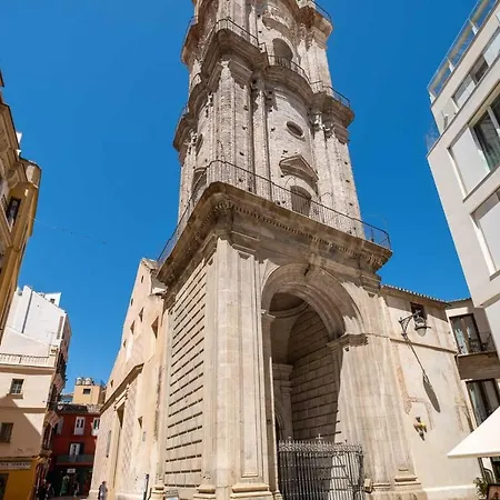 New San Juan Historic Center & Parking Málaga