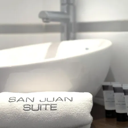 New San Juan Historic Center & Parking Apartment